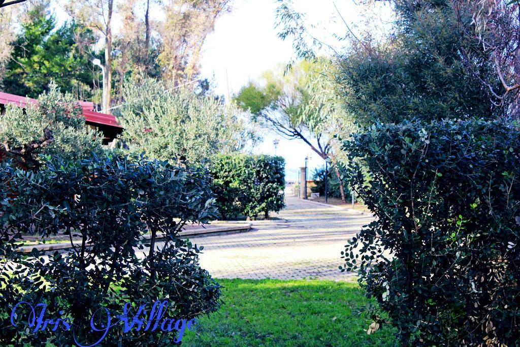 Iris Village San Sostene Exterior foto